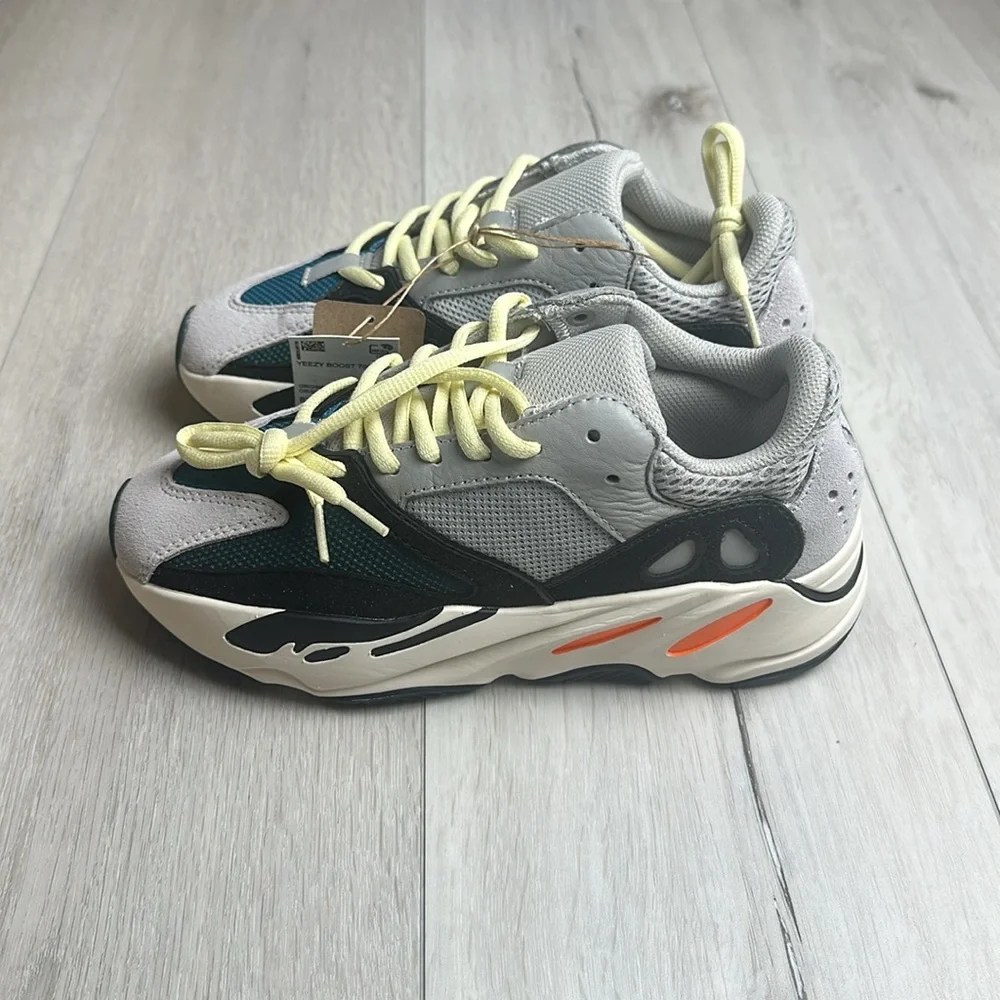 adidas lace up
